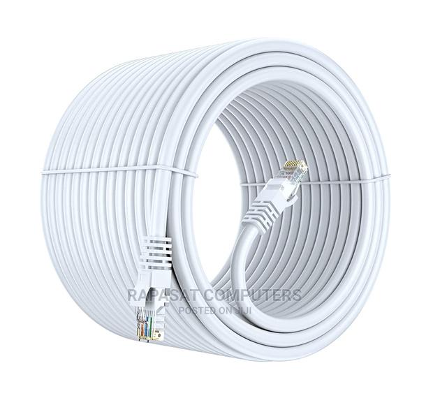 30 Meter High Speed 550MHZ / 10 Gigabit Speed UTP LAN Cable · Photo 1