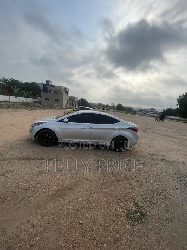 Reliable Airport Pickup Private Chauffeur Service · Photo 2