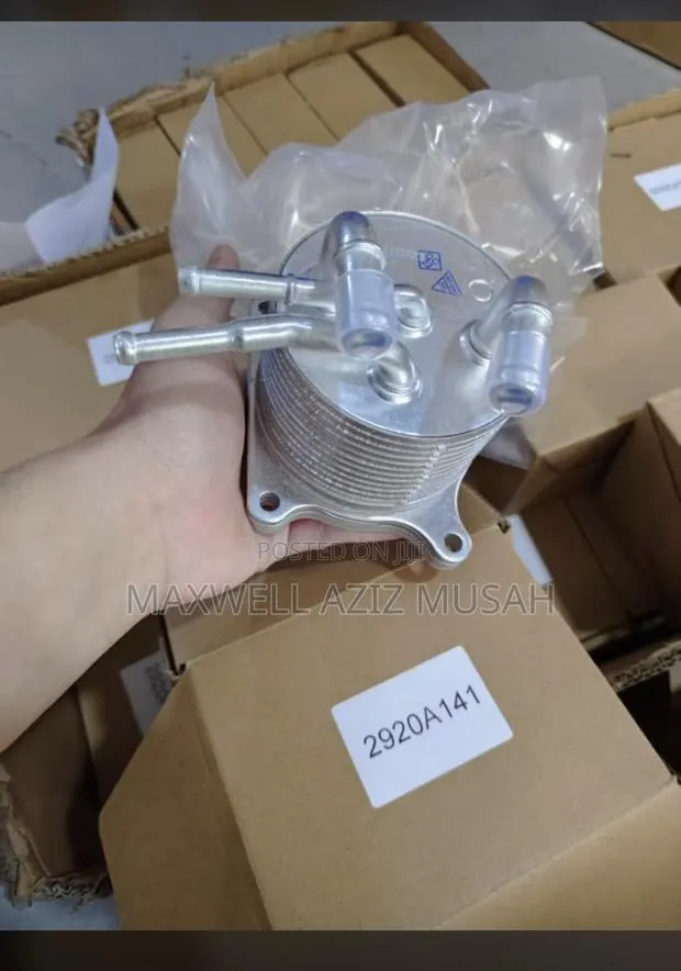 Toyota, Nissan,Hyundai and Kia Oil Coolant · Photo 1