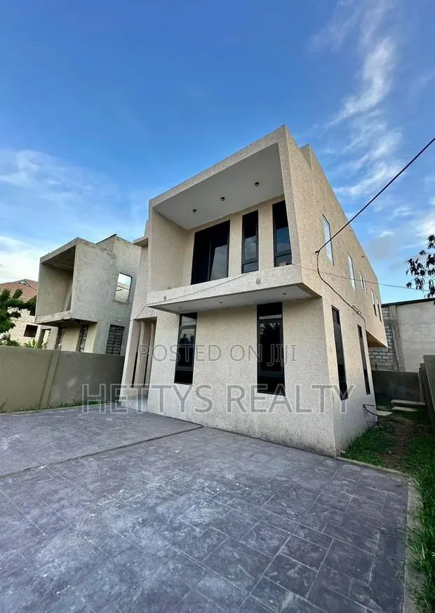 3bdrm House in East Legon for sale · Photo 1