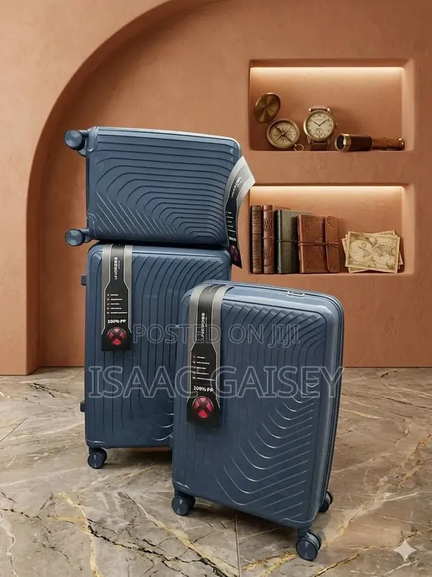 Premium Quality Unicross Luggage Set · Photo 1