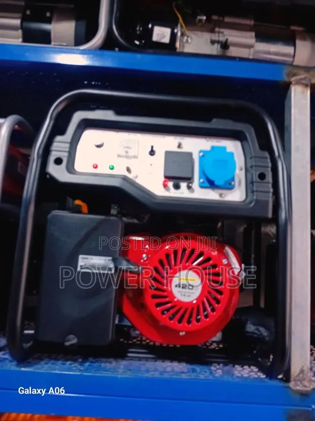 Titan Controller Topex Petrol Generator 10kv Generator · Photo 1