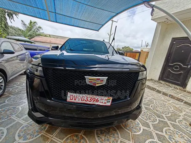 Cadillac Escalade Luxury 2024 Black · Photo 1