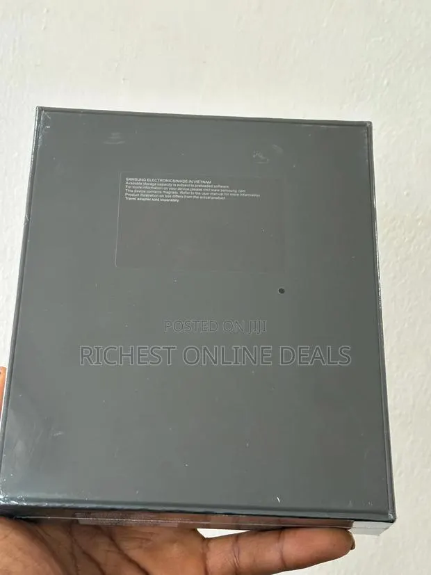 New Samsung Galaxy Z Fold 5 512 GB Blue · Photo 1