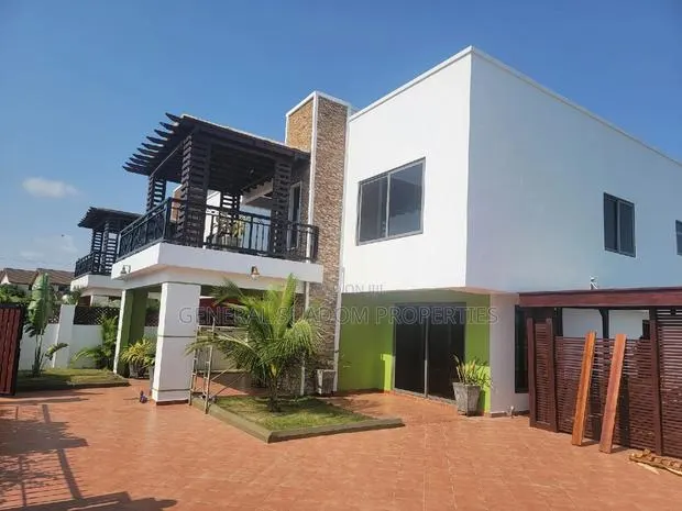 4bdrm Duplex in Suadom Properties, Regimanuel Gray Estates for rent · Photo 1