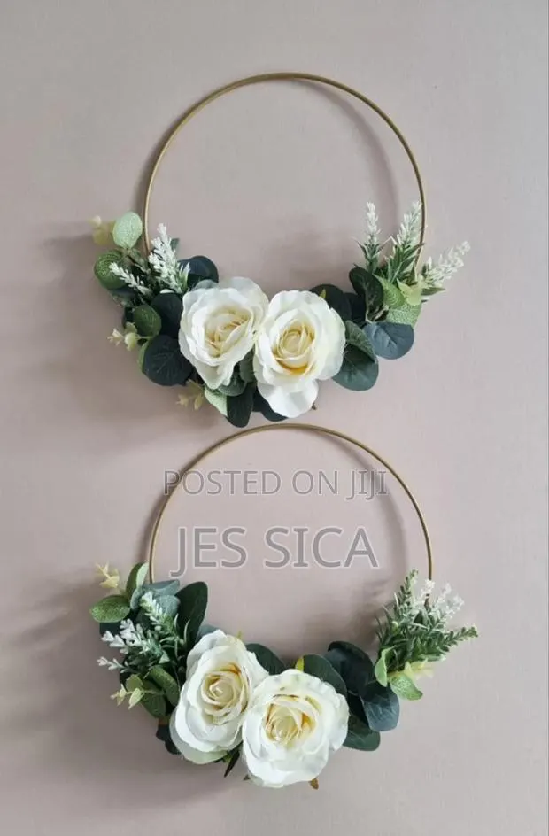 Floral Hoop for Bridesmaids · Photo 1