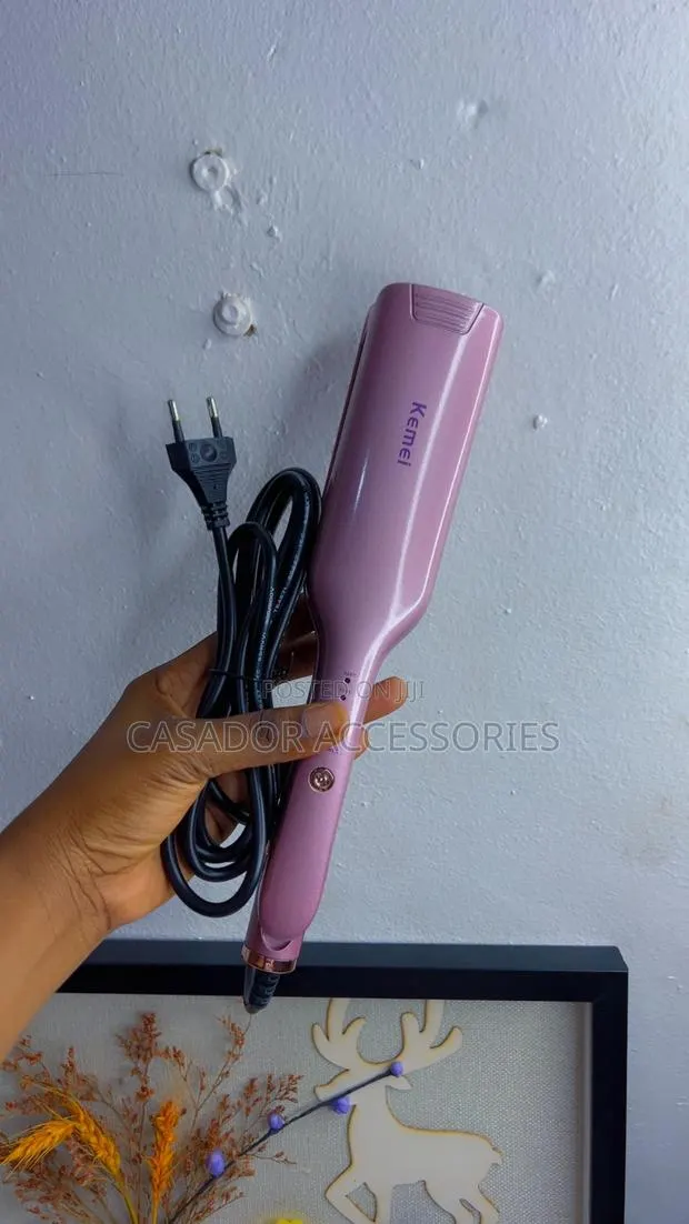 Kemei Professional Straightener · Photo 1