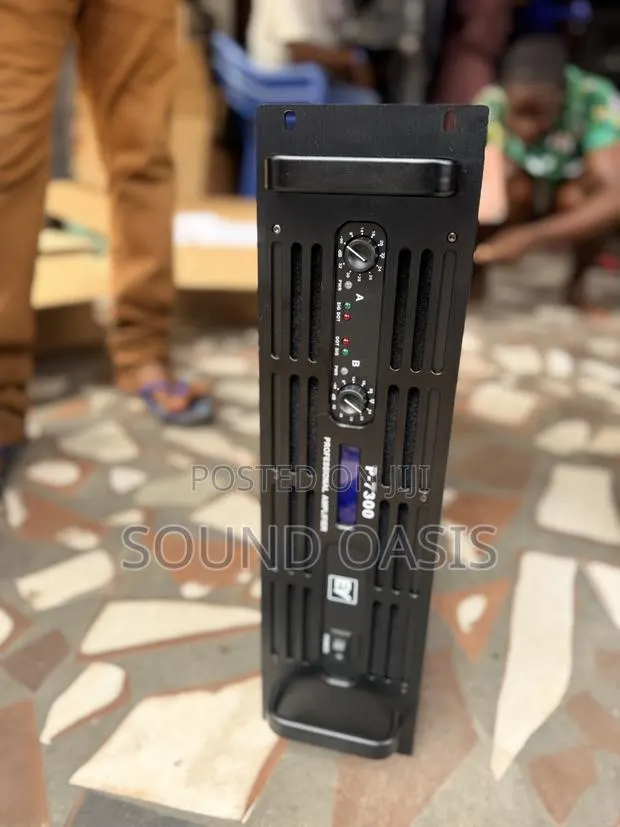 New Black Electro-Voice (Ev) P-7300 Professional Power Amplifier · Photo 1