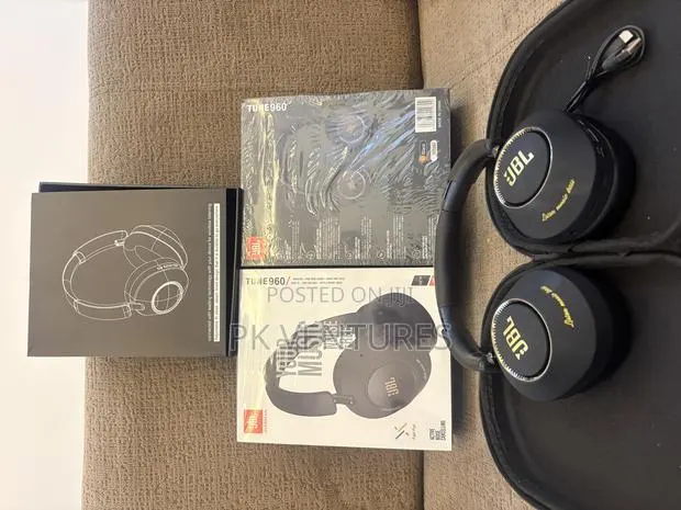 JBL Tune 960 (Wholesale Available ) · Photo 1