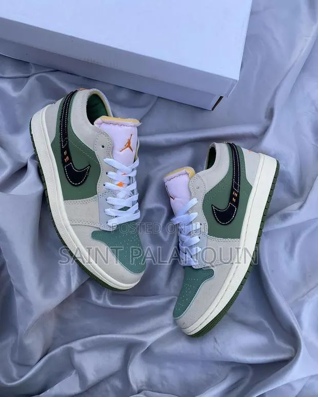 Nike Low Jordan · Photo 1