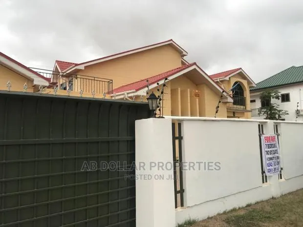 7bdrm House in Spintex for Rent · Photo 1