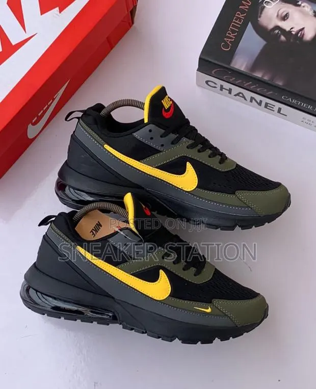 Nike Air Max 270 Pulse Black/Yellow · Photo 1