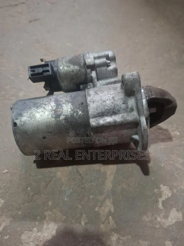 Kia / Hyundai Genuine OEM Starter Motor Assembly (Code 420) · Photo 1