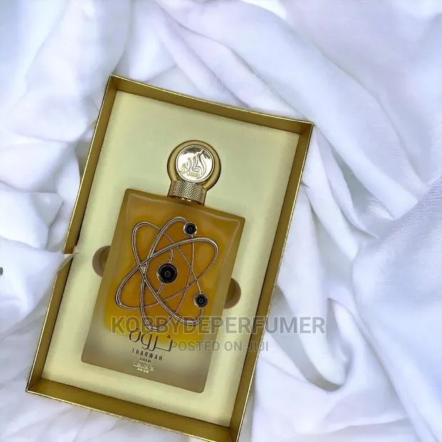 Lattafa Tharwah Perfume Spray · Photo 1