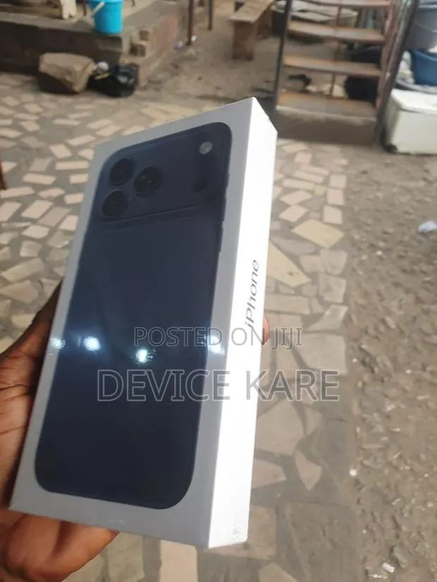 New Apple iPhone 17 Pro Max 1 TB Blue · Photo 1