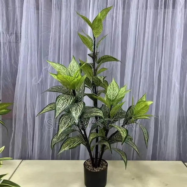 Artificial Plants · Photo 2