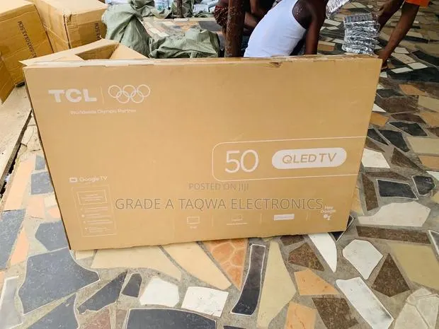 New TCL 50 Inch Qled Smart · Photo 1