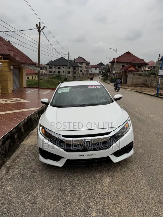 Honda Civic LX Sedan 2018 White · Photo 1