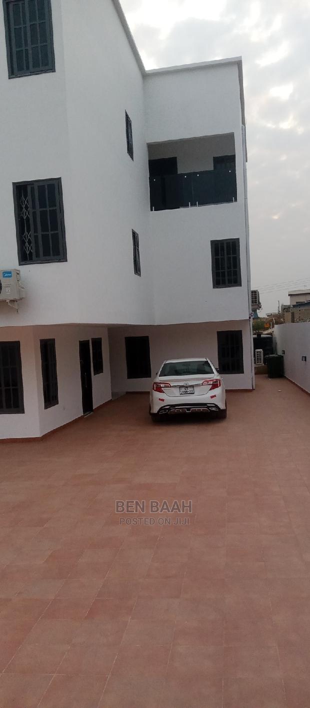 2bdrm Apartment in Ben Properties, Ashomang Estate for rent · Photo 2