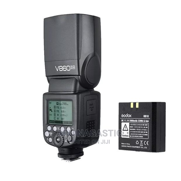 Godox V860ii Speedlite TTL HSS Flash · Photo 1