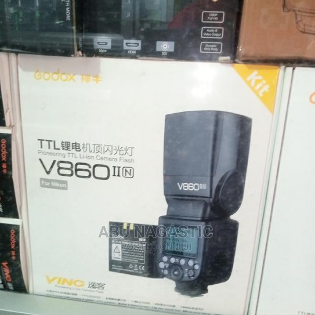 Godox V860ii Speedlite TTL HSS Flash · Photo 4