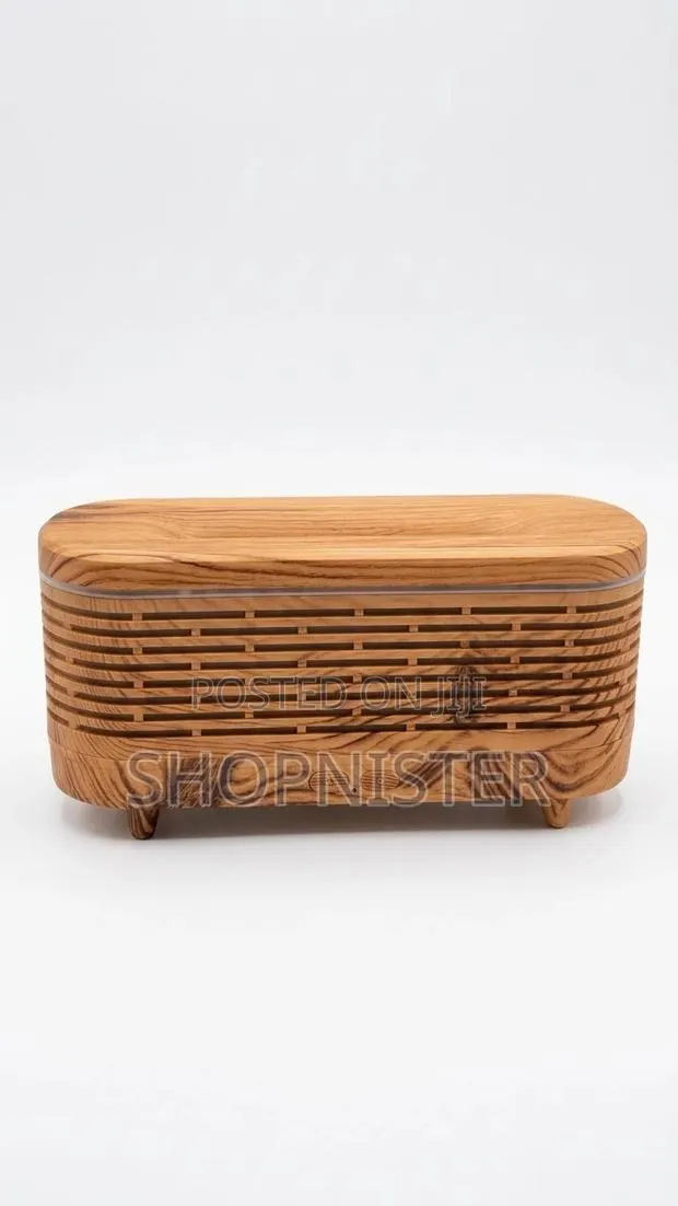 Luxury Wood-Finish Essential Oil Diffuser · Photo 1