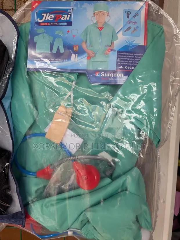 Kids Surgeon Career Uniform · Photo 1