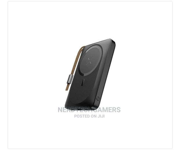 Ravpower 10000mah 15W Magnetic Wireless Power Bank · Photo 2