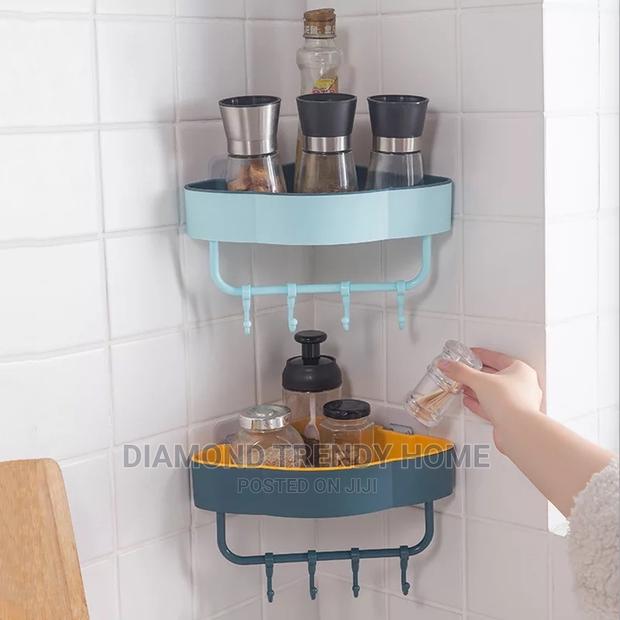 Bathroom/Kitchen Conner Shelf · Photo 3