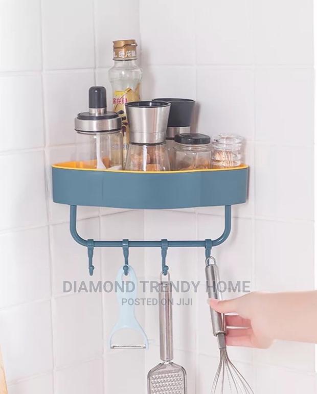 Bathroom/Kitchen Conner Shelf · Photo 5