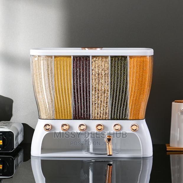 6-Grid Cereal Dispenser · Photo 4