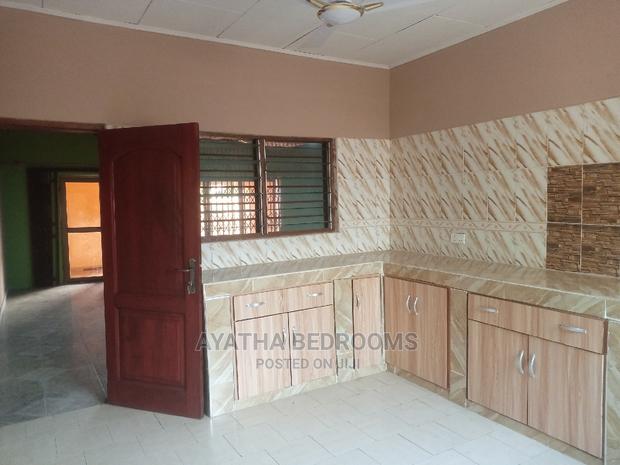 2bdrm Apartment in Ayathar Bedroom, Teshie for Rent · Photo 3