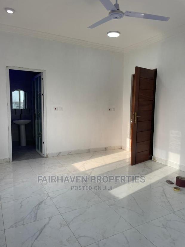 2bdrm Apartment in Tseaddo, Airport Residential Area for rent · Photo 5