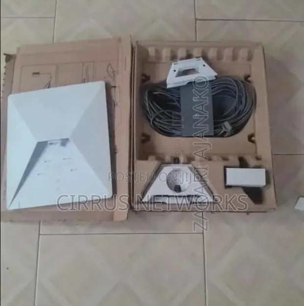 Starlink Mini Kit · Photo 1