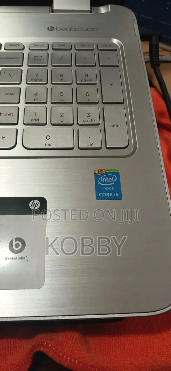 Laptop HP Envy x360 8GB Intel Core i5 SSD 1T · Photo 1