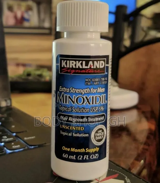 Kirkland Minoxidil Solution for Beard and Hairline Growth · Photo 1