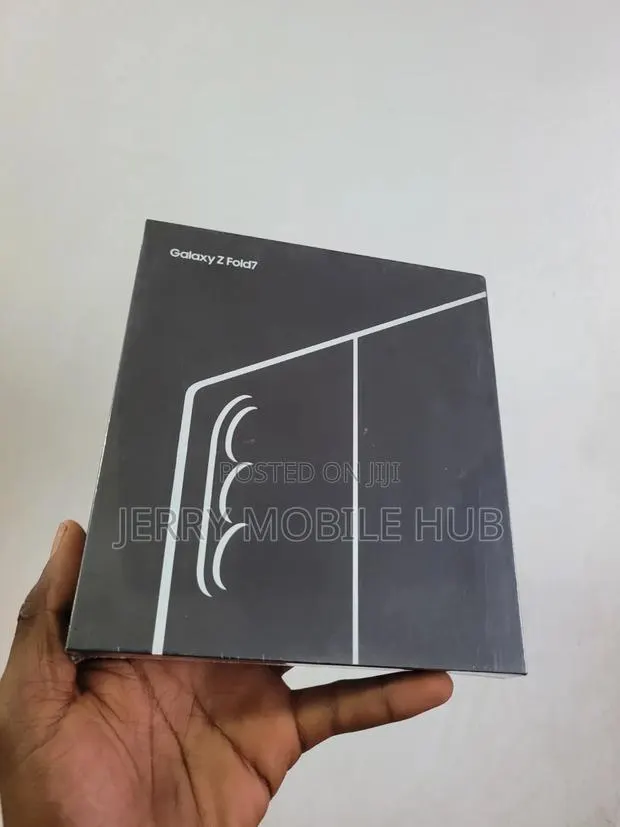 New Samsung Galaxy Z Fold7 256 GB Black · Photo 1