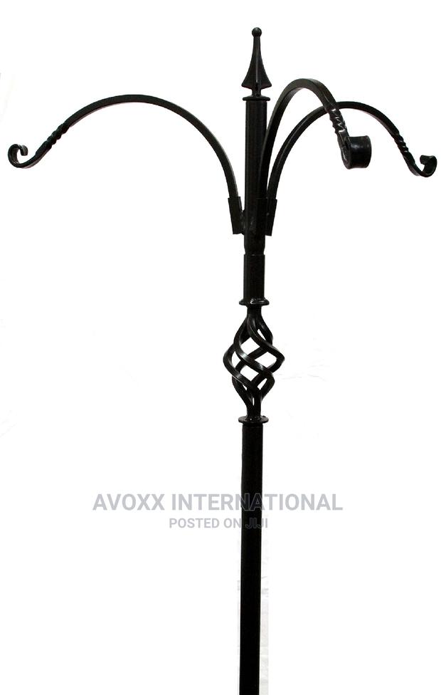 Erva Super Tall Trio Bird Feeder Decorative Pole System · Photo 4