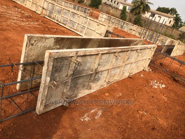 Formworks/Concret/Footings/Slabs/Lift/Gutter/Retaining Wall · Photo 1