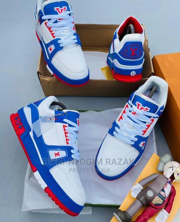 Suoer Quality Luiz Vuitton Brand Sneakers Available · Photo 8