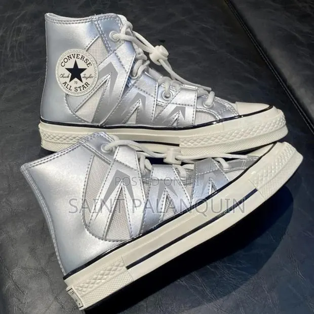 Chuck Taylor 70 Silver · Photo 1