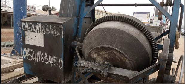 Strong Concrete Mixer · Photo 1