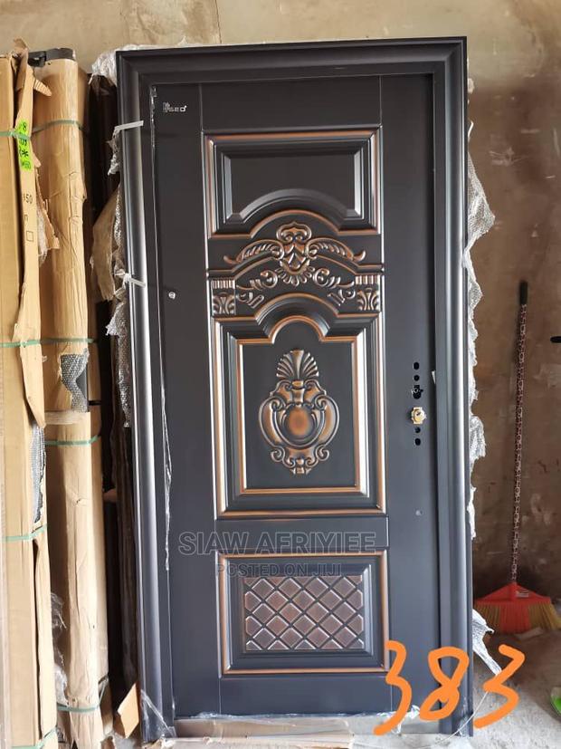 German Door · Photo 1