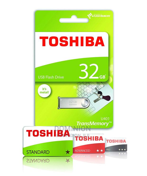 Toshiba 32gb Metallic Pendrive · Photo 1