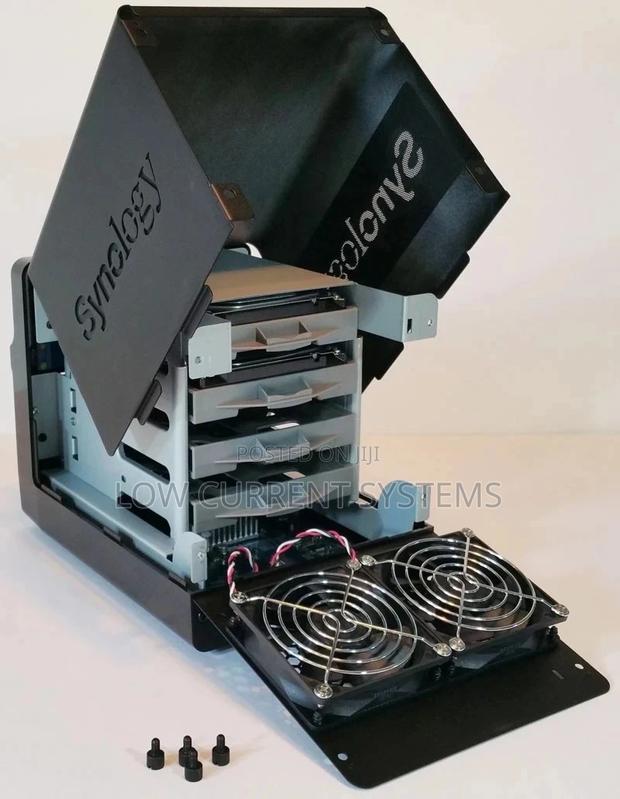 Synology 4 Bay NAS Network Storage Disk Station Ds420j · Photo 2