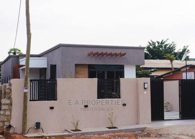 3bdrm House in E a Properties, Barrier for Sale · Photo 3