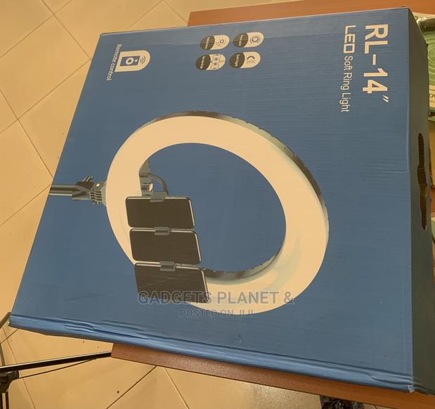 Led Fill Ring Light With Remote Cont. And Tripod Stand - 14” · Photo 2