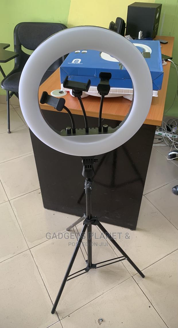Led Fill Ring Light With Remote Cont. And Tripod Stand - 14” · Photo 3