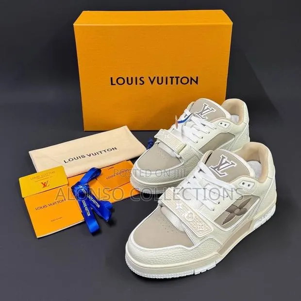 Lv Trainer Monogram Beige · Photo 1