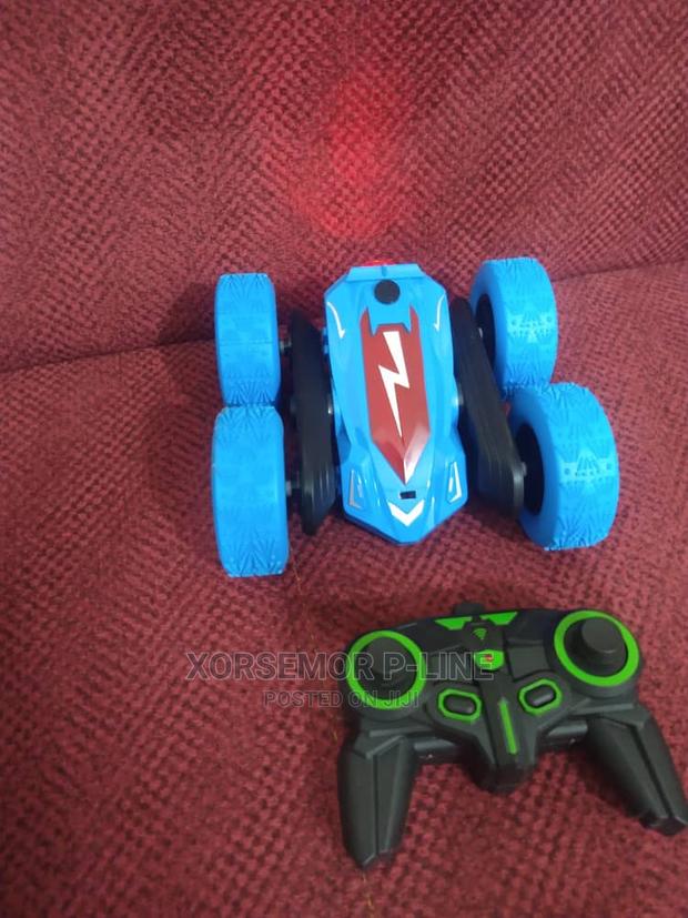 360° Remote Control Car · Photo 1